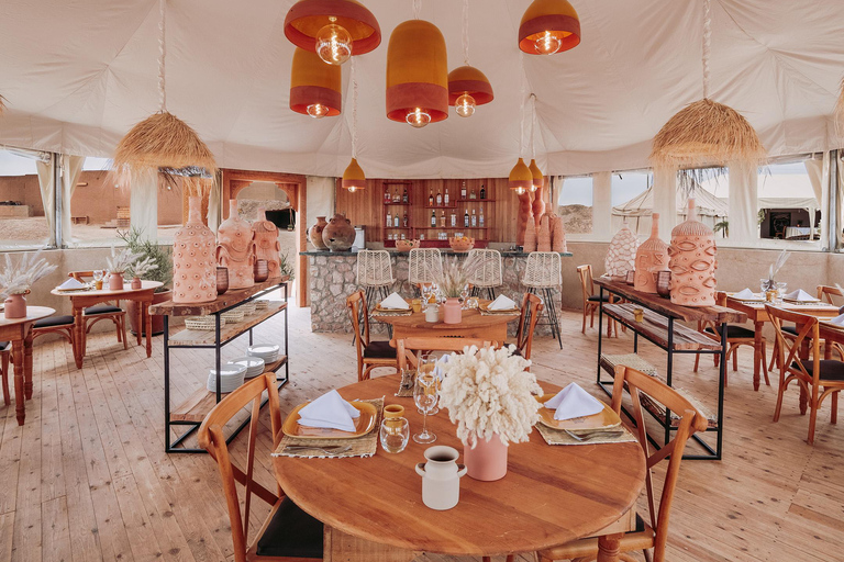 Agafay Desert Luxury Dinner w Live Music & Fire Show