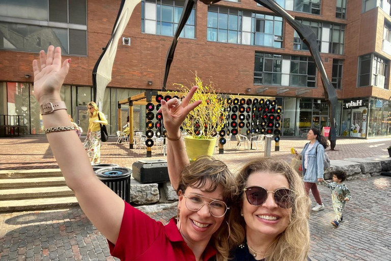 Toronto's Best Highlights Bike Tour: History & Culture