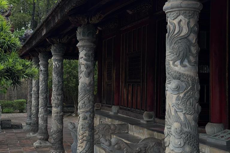 Hue: Royal Tombs Tour with Thuy Xuan Incense Village Visit 3 Royal Tombs: Minh Mang-Khai Dinh-Tu Duc & Incence Village