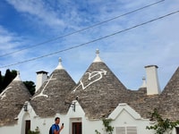 From Brindisi, Alberobello Ostuni Locorotondo, guided tour - Housity