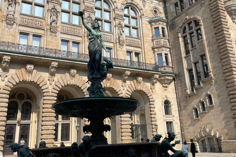 City tour through HafenCity, Speicherstadt... with a real insider!