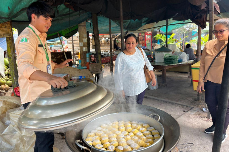 Kulen Mountain Day Tour with Picnic Lunch and Banteay Srei Private Tour with Picnic Lunch