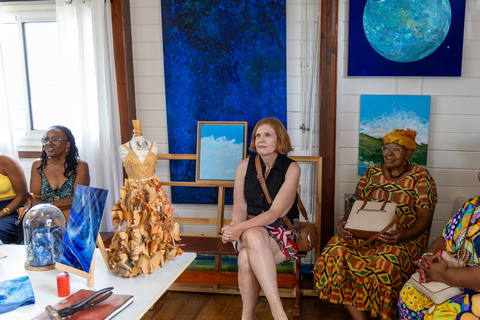 ART TOUR GUADELOUPE: guided visits, local lunch by private bus ART TOUR GUADELOUPE: guided tours, local lunch, by private bus