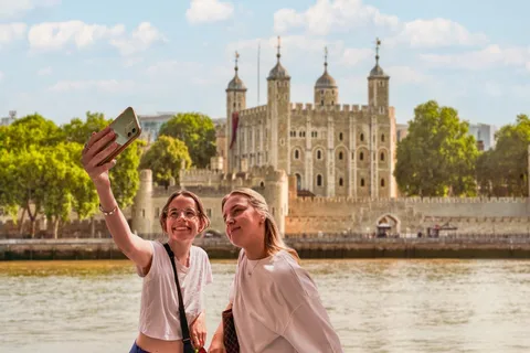 London: Tower of London Guided Tour with Boat Ride