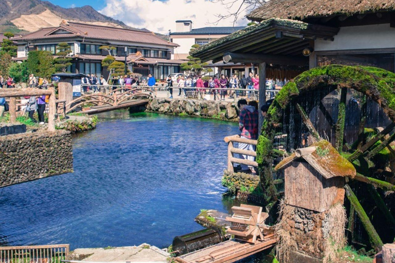 Tokio: Oshino Hakkai, Seilbahn, Matcha Experience TagestourAusgang Marunouchi Nord:8:00 Uhr