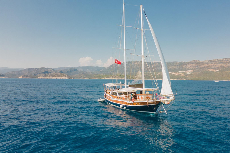 Navegue pela Turquia: Cruzeiro de Gulet de Demre a Kas via Kekova