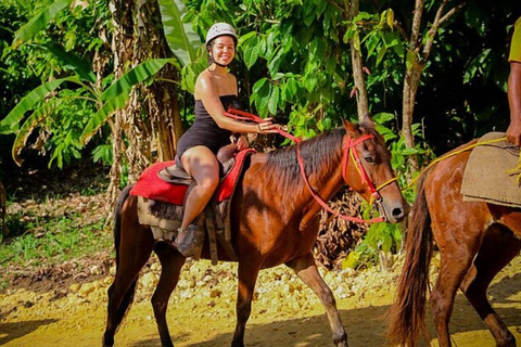 Punta Cana Adventures: buggies, passeios a cavalo e tirolesaAventuras em Punta Cana: buggies, passeios a cavalo e tirolesa