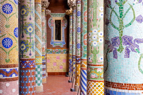 Barcelone : visite guidée du Palau de la Música en japonaisVisite guidée en japonais du Palau de la Música à Barcelone