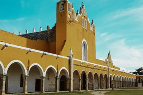 Merida: Magical Izamal Tour