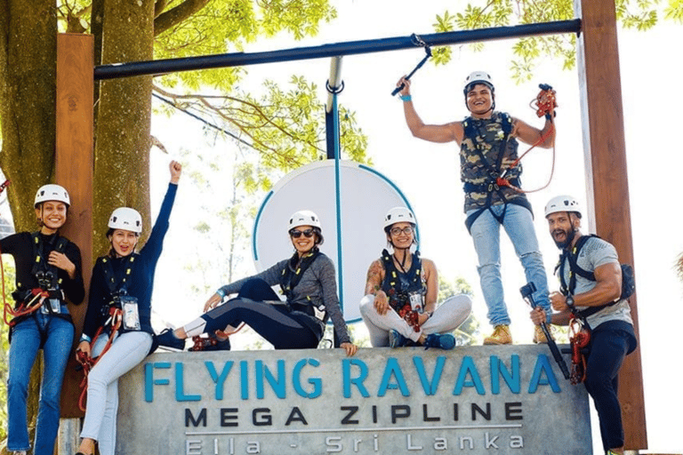 Ella: avventura in zipline con mini vista sul Picco di Adam