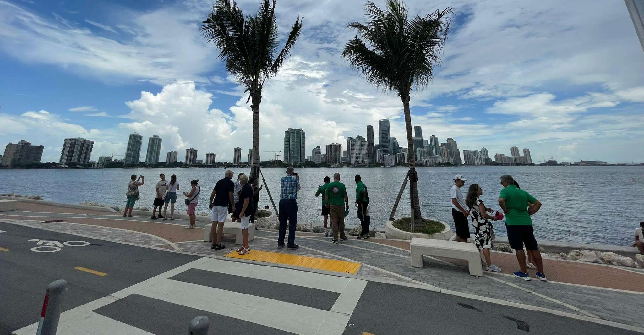 Miami: 5-in-1 City Tour and Biscayne Bay Boat Cruise photo 6
