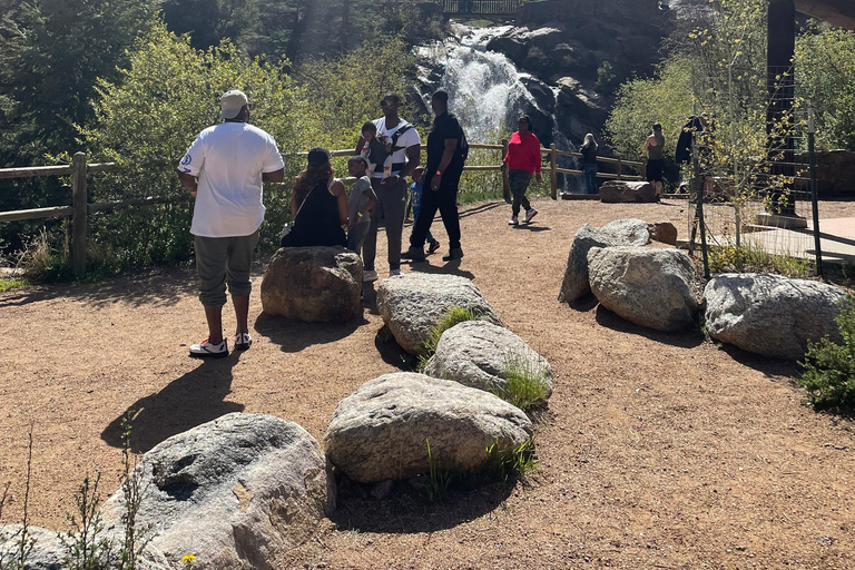 Colorado Springs: Garden of the Gods & Pikes Peak Tour