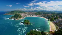 De Bilbao, Loyola, Getaria, Zarauz e San Sebastian Tour - Housity
