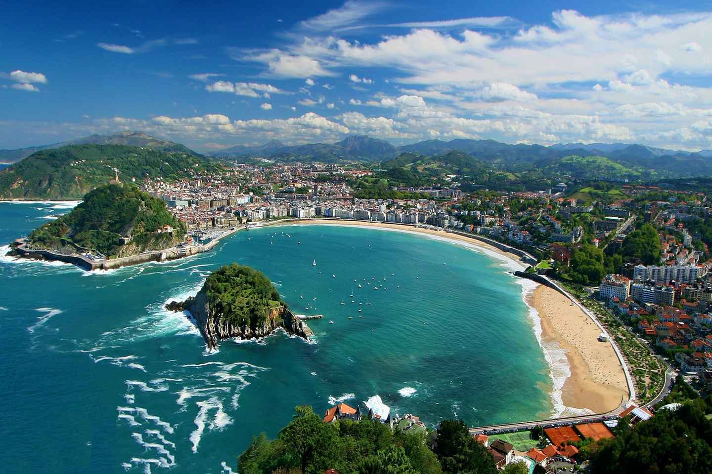 From Bilbao: Loyola, Getaria, Zarautz and San Sebastian Tour