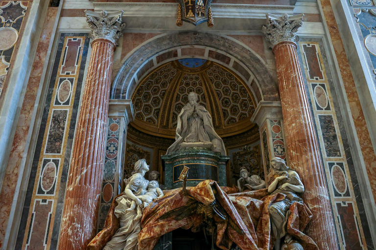 Rome: St. Peter’s Basilica & Underground Tombs Tour Group Tour in French