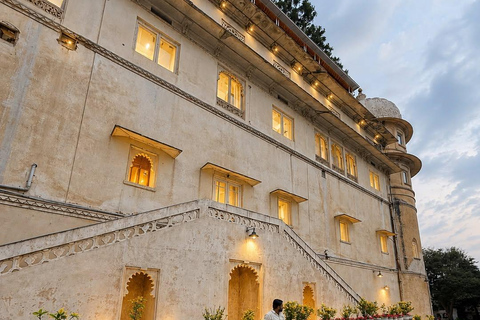 Udaipur City Palace Tour with Entry Ticket & Guide