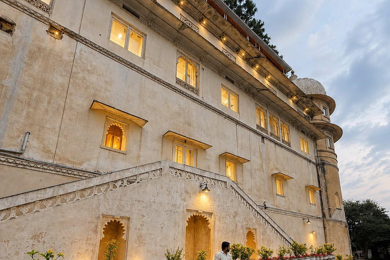 Udaipur City Palace Tour with Entry Ticket & Guide