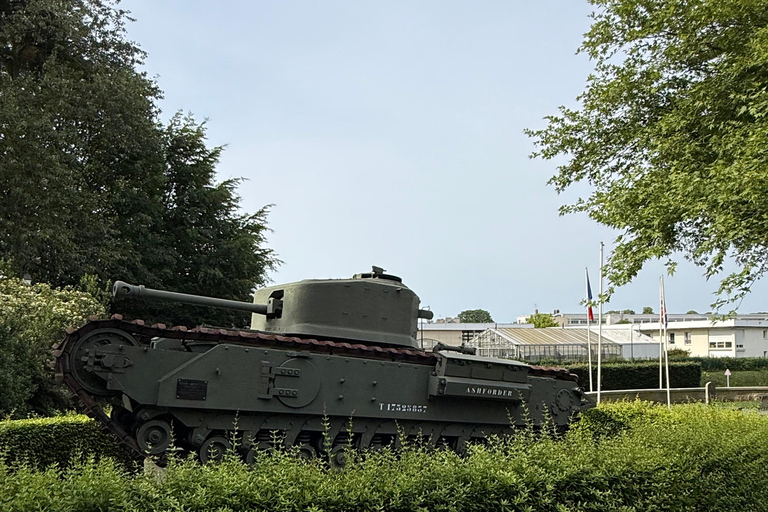 Paris: Normandy D-Day, Omaha Beach & American Cemetery Paris: Normandy D-Day Round-Trip Experience