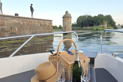 Sunset Cruise with Wine/Prosecco | Gdańsk Motława