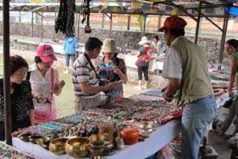 Excursión cultural tibetana de un día en Pokhara