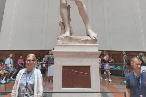 Florence: Accademia Gallery and Michelangelo’s David TourSmall Group Tour with Priority Line Ticket