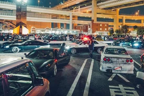 Tokio: Hazte socio del Club de Coches Daikoku de Tokio Experiencia JDMTokio: Daikoku Tokyo Car Club JDM Experience