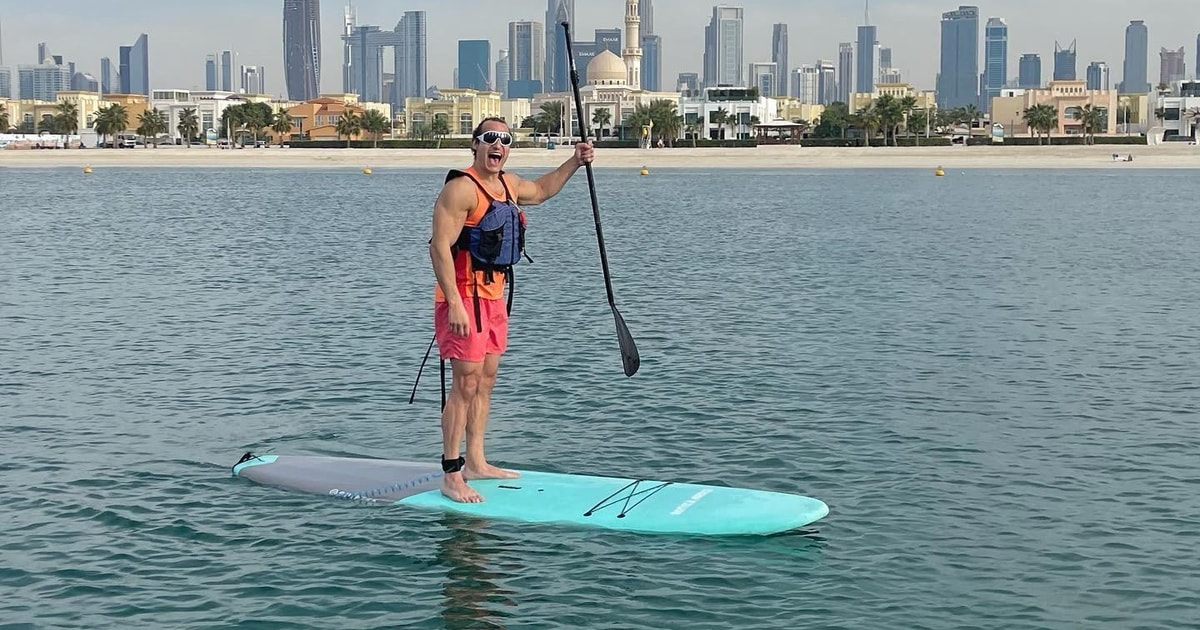 Dubai StandUp Paddle Boarding con vistas al Burj Khalifa GetYourGuide
