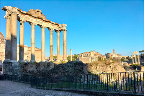 Roma: Coliseo y Antigua Roma Visita guiada a pieVisita en inglés