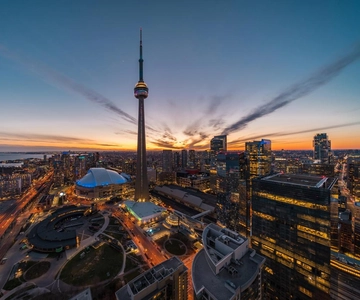 Rundgang zu den Highlights der Stadt mit Eintritt in den CN Tower