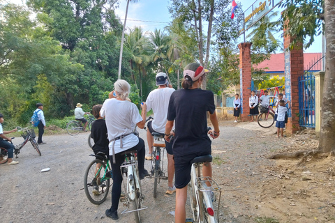 Explore the Village &Countryside By Bicycle-Half Day Morning Battambang Village Evening Bike Tour