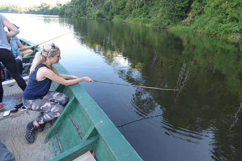 DÍA COMPLETO|| Excursión de Pesca de Pirañas en Tambopata