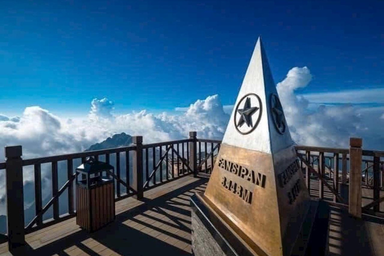 Hanoi: Wycieczka grupowa/prywatna 2-dniowa Sapa z 5-gwiazdkowym hotelemHanoi: 2-dniowa wycieczka grupowa do Sapa z 4-gwiazdkowym hotelem