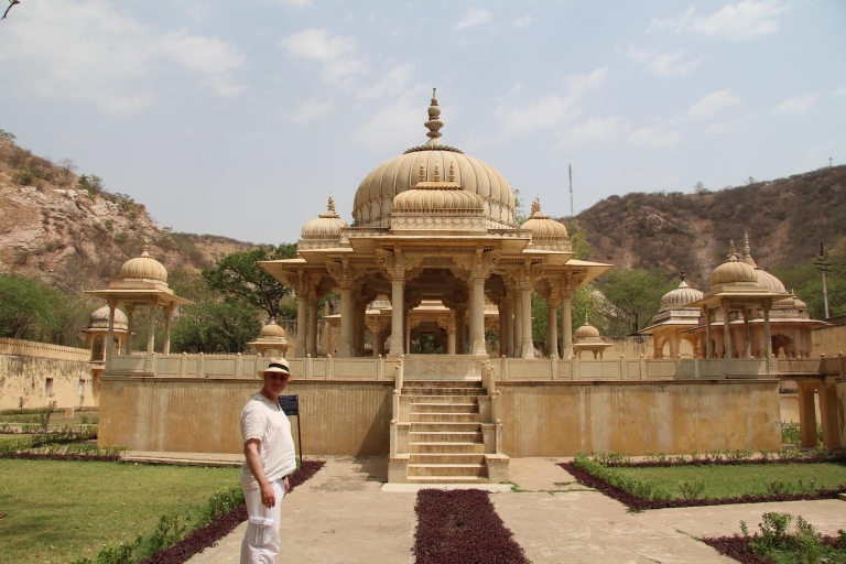Private: Jaipur Sightseeing Tour By Tuk-Tuk with a Guide Jaipur Tour by Tuk-Tuk with a Guide