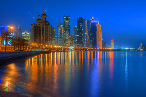 Doha: Tour nocturno privado de la ciudad con Souq Waqif y Corniche