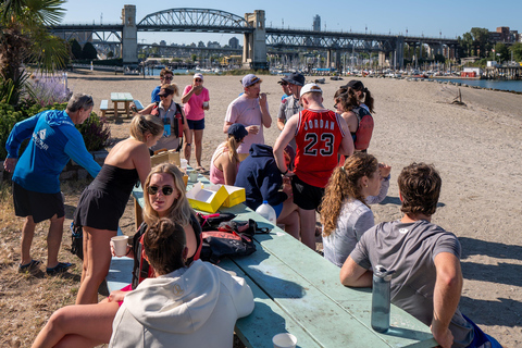 3 timmars kajakpaddling i Vancouver med kaffe på strandenKajak med dubbla säten