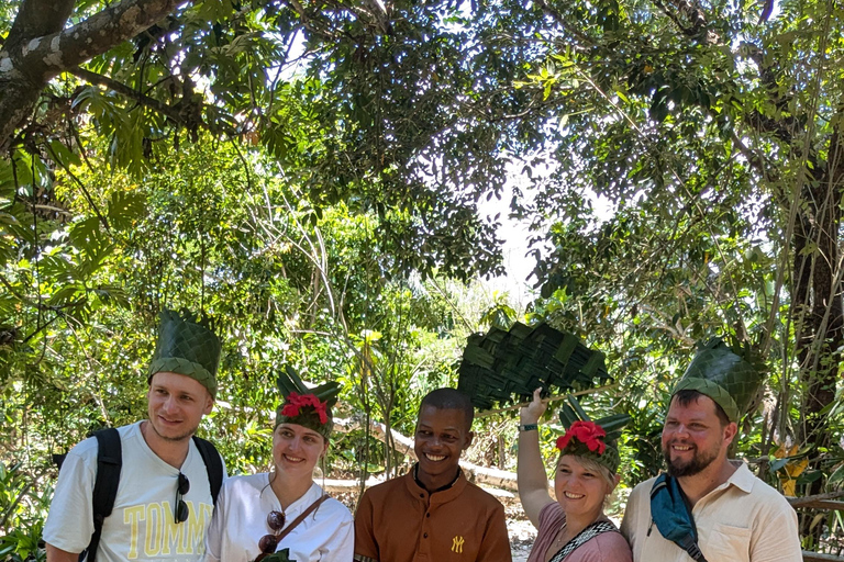 Wycieczka po przyprawach i kamienne miasto $ Wyspa więzienna