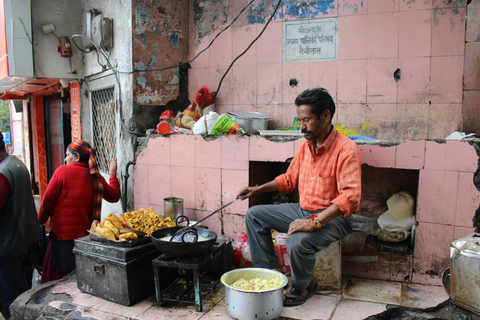 Food Tour: Highlights Tour with Tasting &amp;Sunset in Varanasi