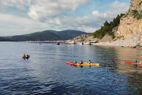 Budva: Winter Sea Kayak Tour to Caves & St Nicholas Island
