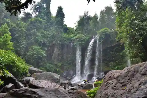 SiemReap: Private Kulen Waterfall w/ German or English Guide