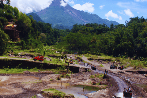 Yogyakarta : safari guidé en Jeep au mont Merapi avec prise en chargeYogyakarta : safari guidé en jeep au mont Merapi avec prise en charge