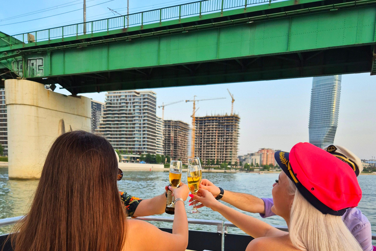 Belgrade: Catamaran Sightseeing Cruise Adventure