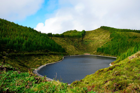 São Miguel: wandeling naar Sete Cidades en kratermeren