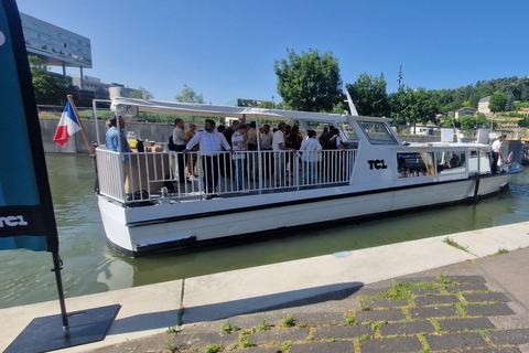 Lyon Essentials – Discovery Cruise Tour in the Heart of the City