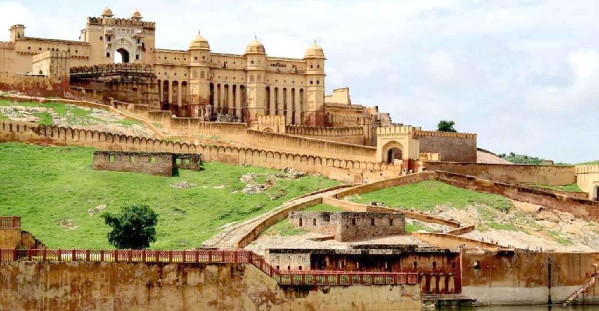 Rajasthan Forts and Places Tour 10 Days 09 Nights - Housity