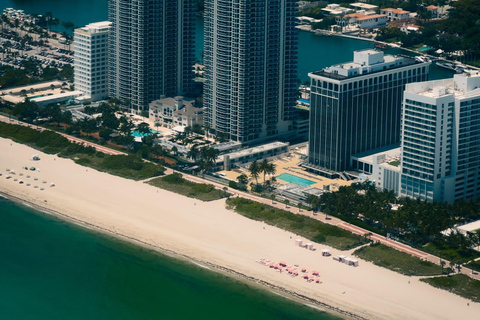 Miami Beach & Ocean Views: Private Air Tour for group of 4.