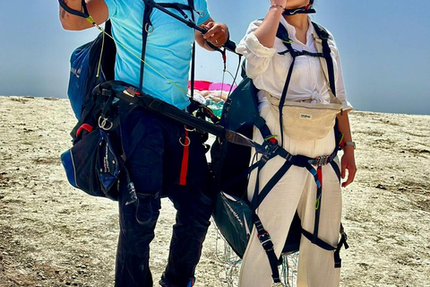 Marrakech: Paragliden boven de Agafay-woestijn &amp; uitzicht op de Atlasmnt