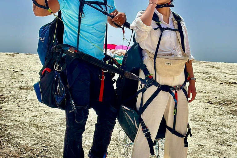 Marrakech: Parapente sobre el desierto de Agafay y vistas al monte Atlas