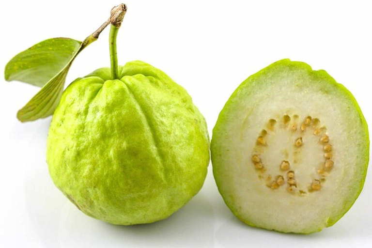 Lima Exotic Fruit Tasting: A Journey Through Peru’s Fruits Shared Group Tasting Session