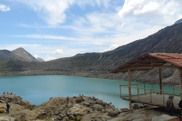 Laguna Rocutuyoc and Honkopampa Ruins Private Service