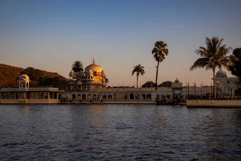 15 Días de Fuerte y Palacio Real de Rajastán desde DelhiRecorrido en coche y en coche